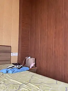 X aurora67 online show from 13, 4, 2026