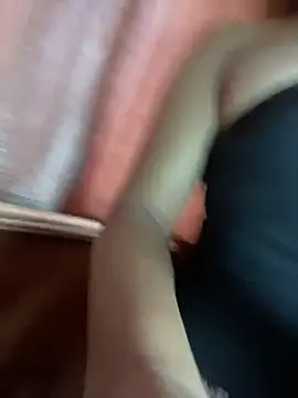 slutty aki online show from 16, 7, 2026