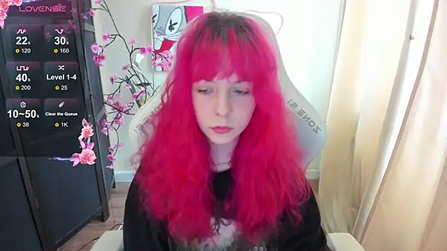 Snapshot of InfernoKitten chatting on 16, 4, 2026 InfernoKitten online show from 16, 4, 2026