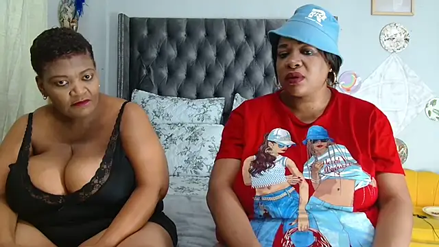 Snapshot of BUSTYQUEEN56_ chatting on 10, 5, 2026 BUSTYQUEEN56 online show from 10, 5, 2026