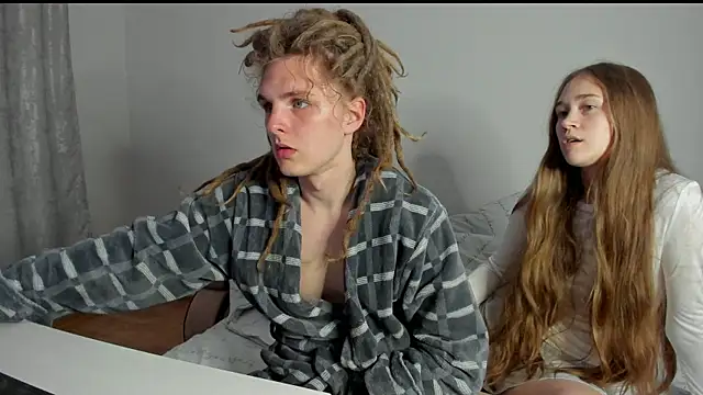 Snapshot of SurfSexCouple1 chatting on 15, 5, 2026 SurfSexCouple1 online show from 15, 5, 2026