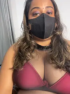 Suger Lips 99 online show from 24, 5, 2026