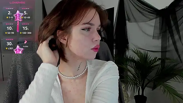 Snapshot of RisoSweet chatting on 18, 4, 2026 RisoSweet online show from 18, 4, 2026