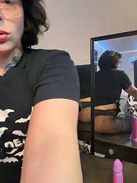 Snapshot of AmalaHexx chatting on 7, 7, 2026 AmalaHexx online show from 7, 7, 2026