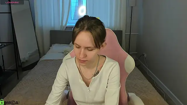 Snapshot of Milena_Milyan chatting on 30, 4, 2026 Milena Milyan online show from 30, 4, 2026