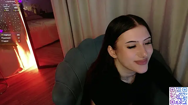 HazelHayesss online show from 18, 4, 2026