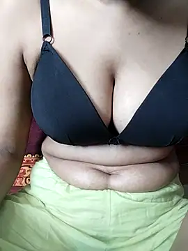 Snapshot of Pakhi_vabisexy chatting on 4, 7, 2026 Pakhi vabisexy online show from 4, 7, 2026