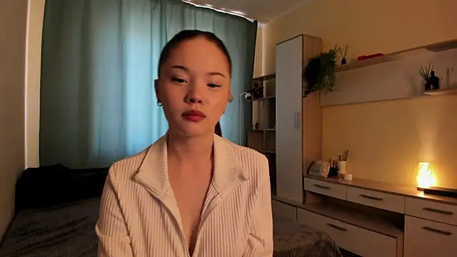 MonyHikaru online show from 16, 4, 2026