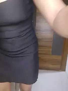 Too yum girl online show from 3, 6, 2026