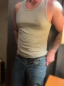 BottomFeederElite online show from 15, 4, 2026