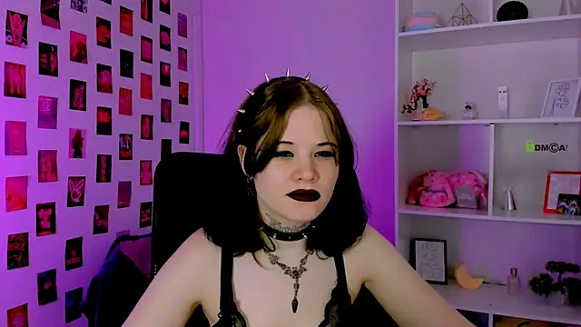 Snapshot of nikki_kiss_ chatting on 23, 7, 2026 nikki kiss online show from 23, 7, 2026