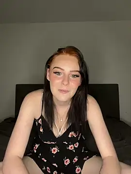 Snapshot of MiraVoss18 chatting on 18, 4, 2026 MiraVoss18 online show from 18, 4, 2026