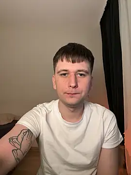 submarine  online show from 13, 4, 2026