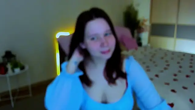 Snapshot of MooonlightSky chatting on 8, 5, 2026 MooonlightSky online show from 8, 5, 2026