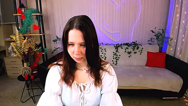 Snapshot of MooonlightSky chatting on 2, 6, 2026 MooonlightSky online show from 2, 6, 2026