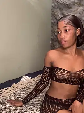 Petite BUNNYWORXXX online show from 16, 4, 2026