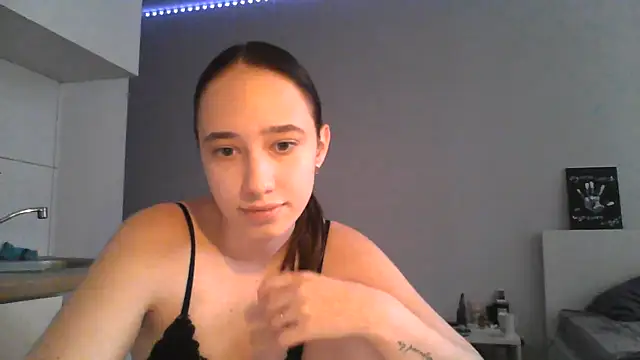 Snapshot of DarkMirel chatting on 12, 7, 2026 DarkMirel online show from 12, 7, 2026