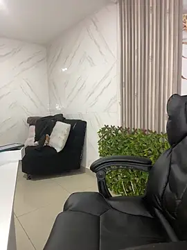 Snapshot of thalia_ec chatting on 22, 6, 2026 thalia ec online show from 22, 6, 2026