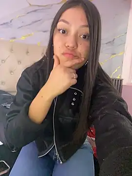 Snapshot of thalia_ec chatting on 10, 7, 2026 thalia ec online show from 10, 7, 2026