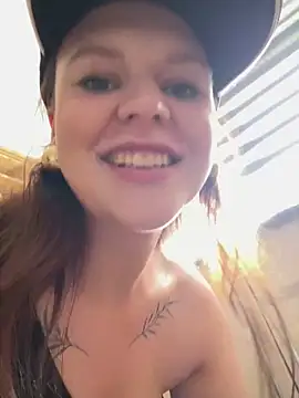 Snapshot of SweetLikaaa chatting on 2, 5, 2026 SweetLikaaa online show from 2, 5, 2026