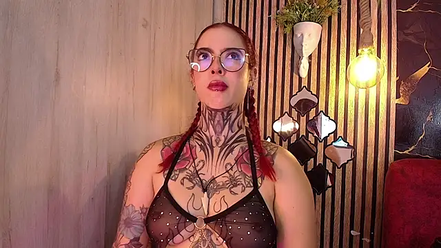 Atenea Red online show from 15, 6, 2026