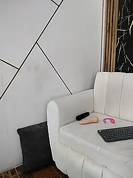 Julianas pm online show from 14, 4, 2026