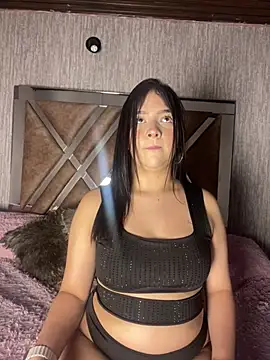 RileyReed Pink online show from 16, 4, 2026