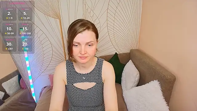Snapshot of Liza__Evans chatting on 9, 6, 2026 Liza Evans online show from 9, 6, 2026