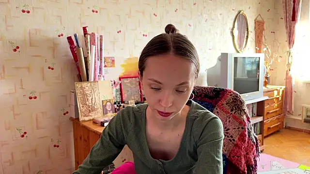 AdriannaBill online show from 17, 6, 2026