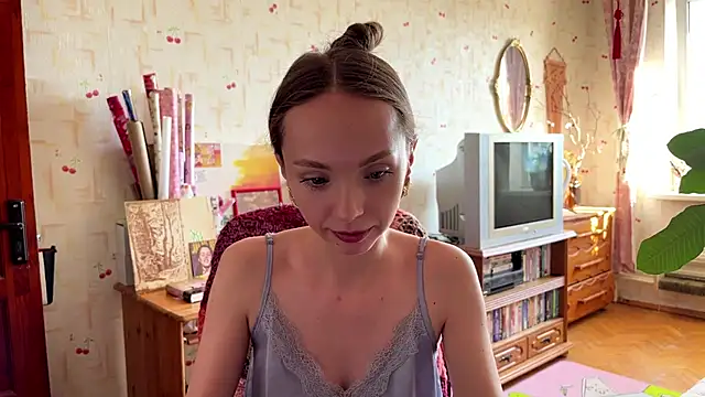 AdriannaBill online show from 18, 6, 2026