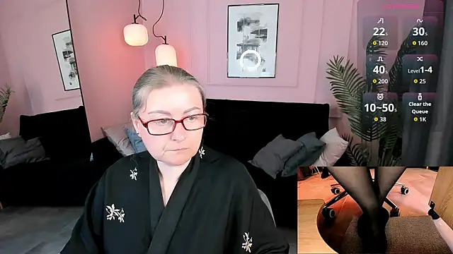 Snapshot of Alexandra_Kind chatting on 10, 7, 2026 Alexandra Kind online show from 10, 7, 2026