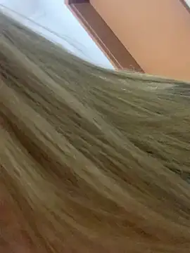 novinhasapequinha online show from 16, 4, 2026