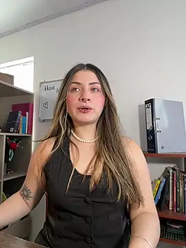 juanitablue online show from 4, 6, 2026