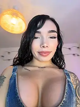 Snapshot of milasantana_ chatting on 9, 7, 2026 milasantana online show from 9, 7, 2026