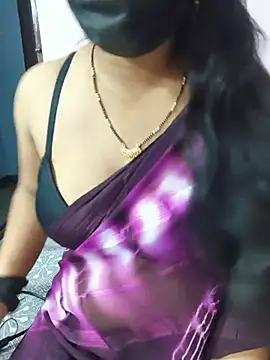 Snapshot of sweetylove01 chatting on 16, 7, 2026 sweetylove01 online show from 16, 7, 2026