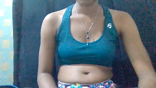 Snapshot of Tessy- chatting on 24, 6, 2026 Tessy- online show from 24, 6, 2026