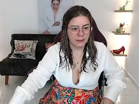 SultanaNoir online show from 16, 4, 2026