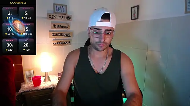 Snapshot of andders_ chatting on 21, 5, 2026 andders online show from 21, 5, 2026