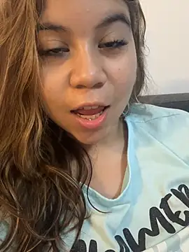 Snapshot of M1la_18 chatting on 28, 7, 2026 M1la 18 online show from 28, 7, 2026