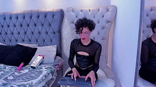 Anaciet Evans online show from 19, 4, 2026