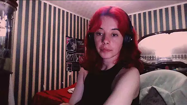 Snapshot of amberrrdolll_ chatting on 30, 6, 2026 amberrrdolll online show from 30, 6, 2026