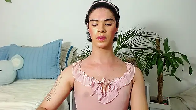 Snapshot of Rosseta_cute1 chatting on 15, 5, 2026 Rosseta cute1 online show from 15, 5, 2026