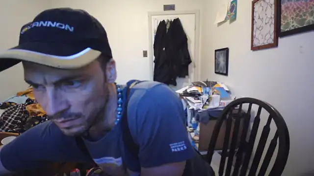 Snapshot of JohnnyMoves chatting on 25, 6, 2026 JohnnyMoves online show from 25, 6, 2026