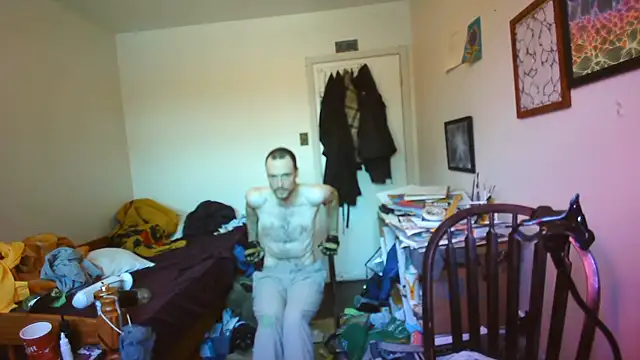 Snapshot of JohnnyMoves chatting on 1, 7, 2026 JohnnyMoves online show from 1, 7, 2026