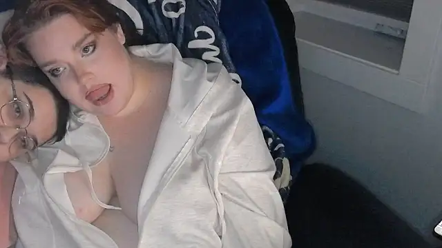 Snapshot of clairexcx chatting on 16, 4, 2026 clairexcx online show from 16, 4, 2026