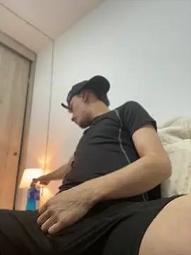 martin18 dirty online show from 17, 4, 2026