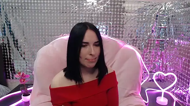 MadamSofi online show from 17, 4, 2026