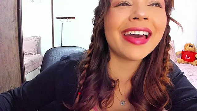 Snapshot of megan_poe_ chatting on 22, 7, 2026 megan poe online show from 22, 7, 2026