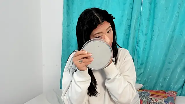 Nathy Pelaez online show from 14, 7, 2026