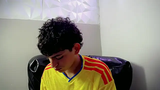 Snapshot of Yosepp_cum chatting on 22, 4, 2026 Yosepp cum online show from 22, 4, 2026